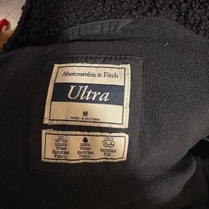 Abercrombie & Fitch Ultra Puffer Coat